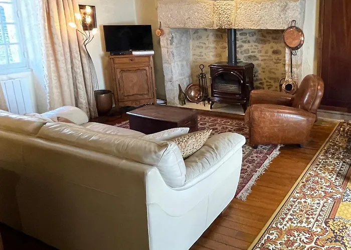 Feriehus La Petite Maison- Fairytale In Village Center *